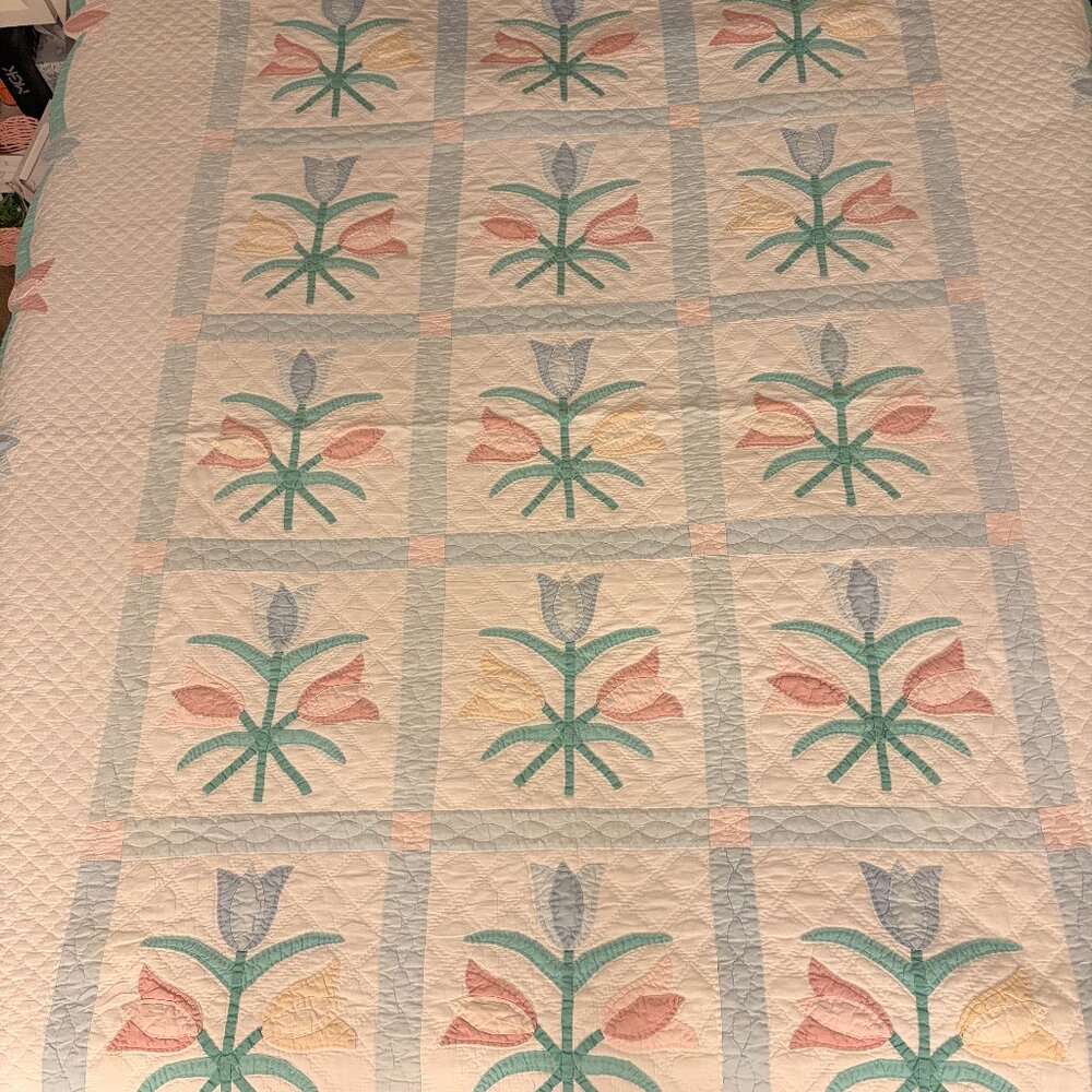 Vintage Arch Quilt Tulip Bouquet Patchwork Hand Sewn Applique 80x64